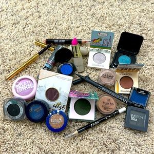 Makeup Singles